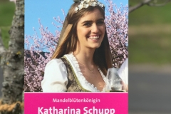 Mandelblütenkonigin